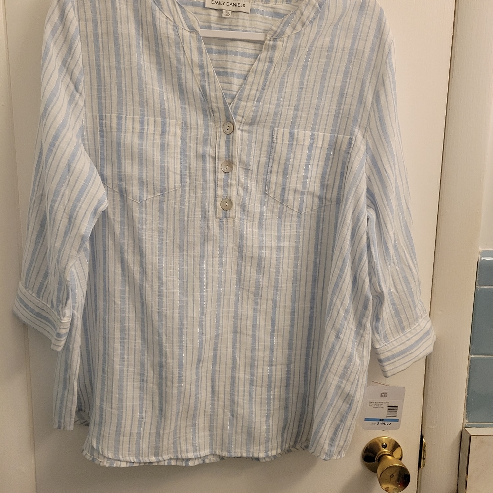 Emily Daniels Women’s Top Size 2x